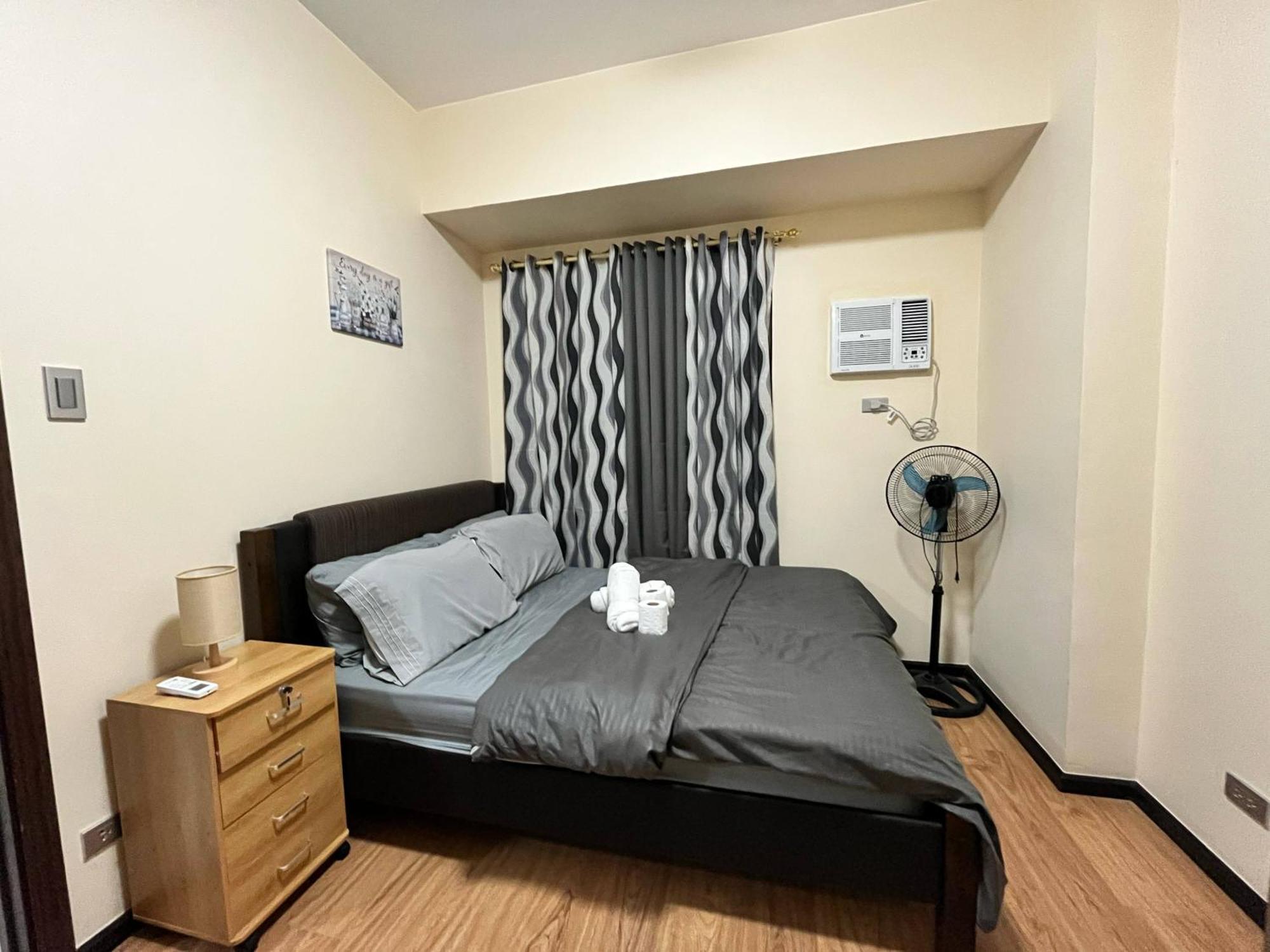 Aparthotel Bayfront Staycation 33 - Pet-friendly With Pool, Fast Wifi, Netflix - Near Moa, Airport, Bay, Picc And Cpp Manila