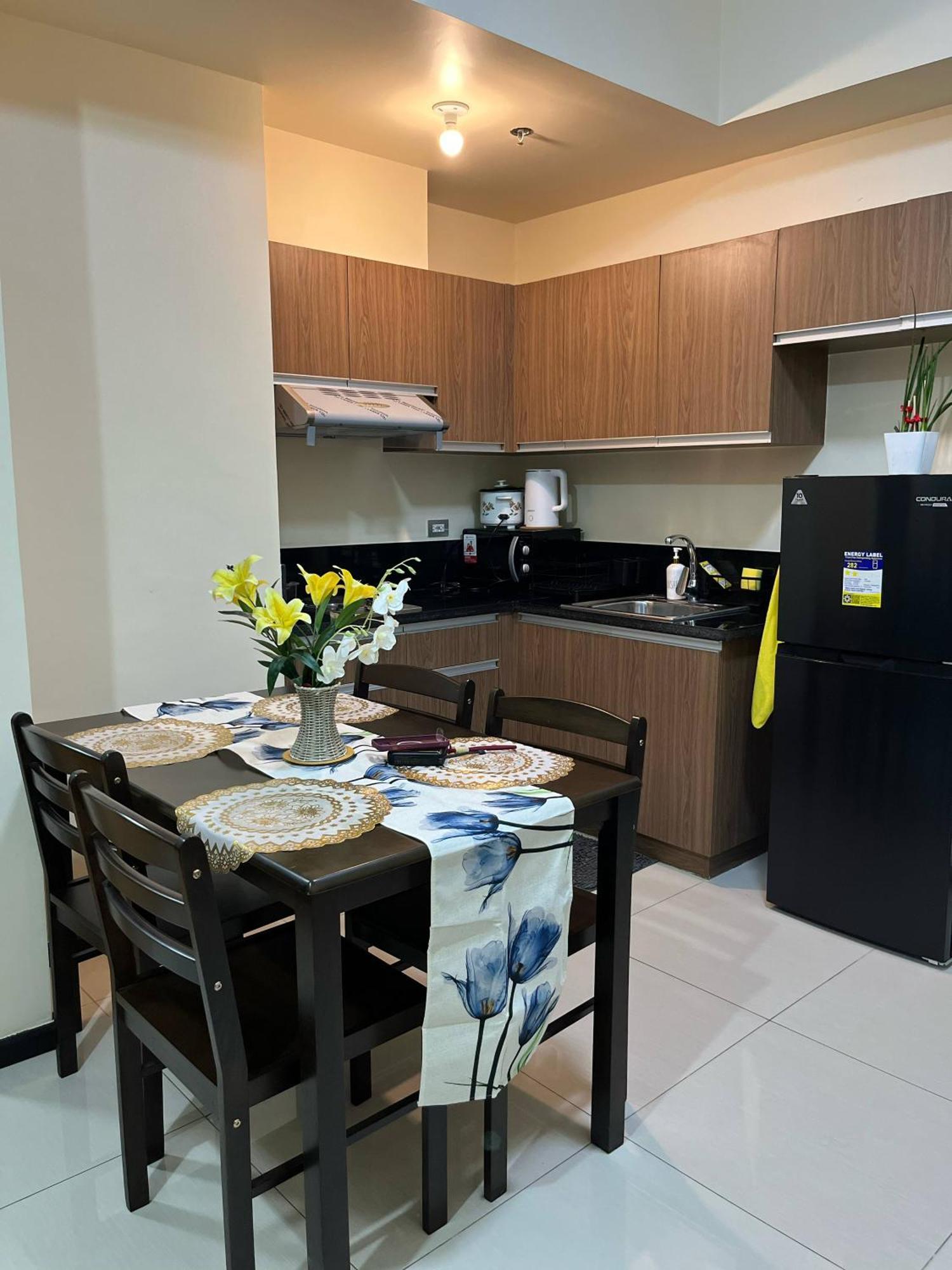 Bayfront Staycation 33 - Pet-friendly With Pool, Fast Wifi, Netflix - Near Moa, Airport, Bay, Picc And Cpp Aparthotel